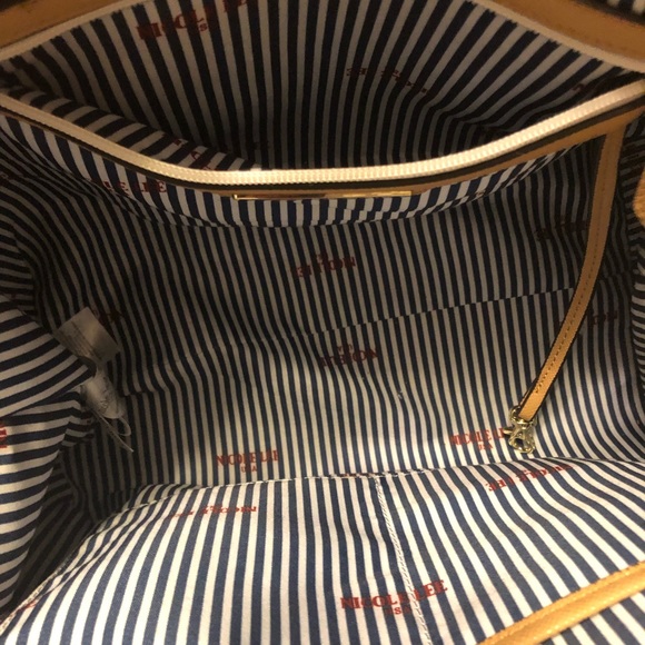 Pocketbook - Picture 4 of 5